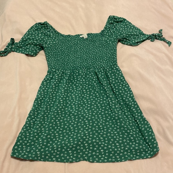 American Eagle Green Floral Smocked Mini Dress - Picture 3 of 8